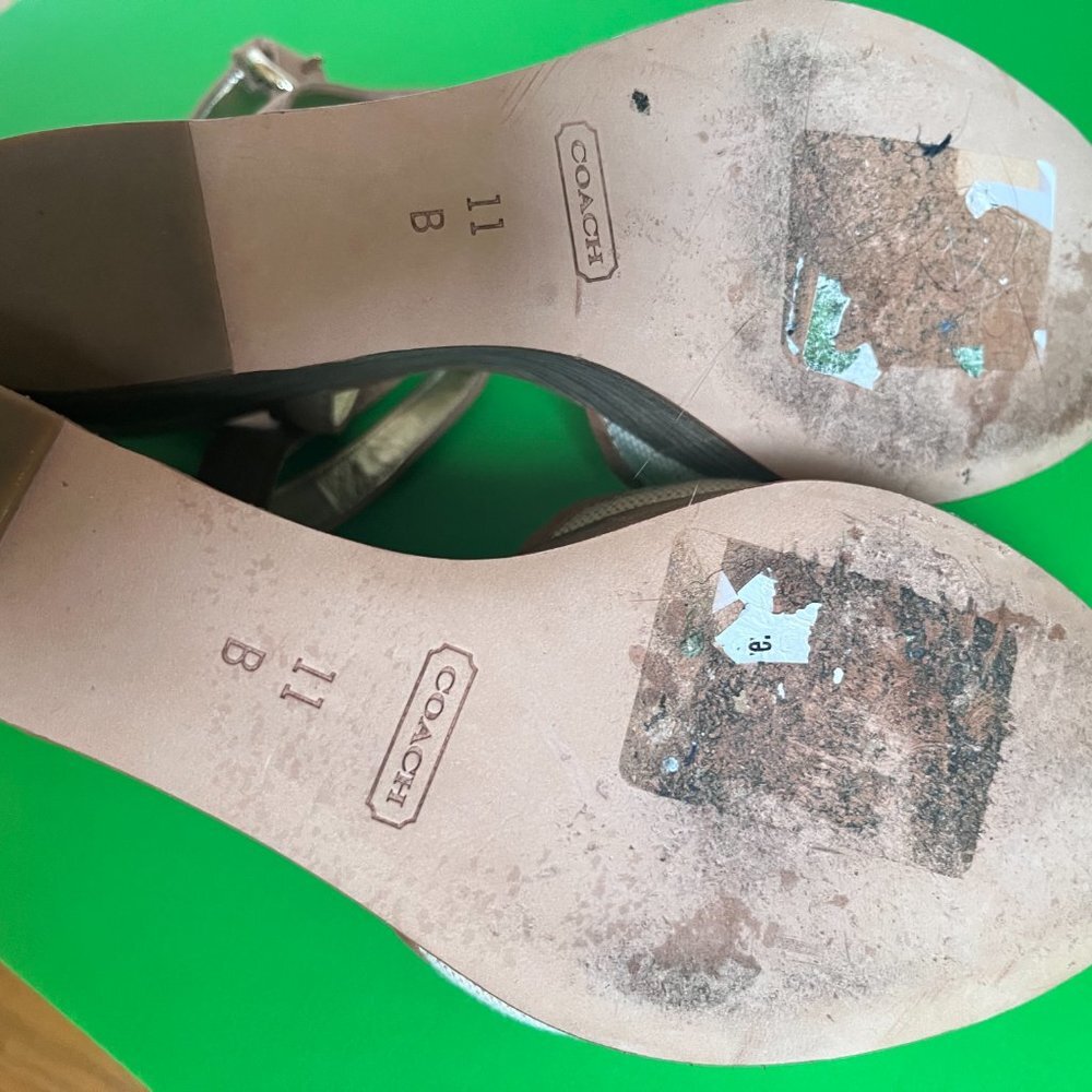 COACH Hanson Platform Wedge Sandals US 11 Gold Tan Canvas Jeweled - Picture 6 of 6